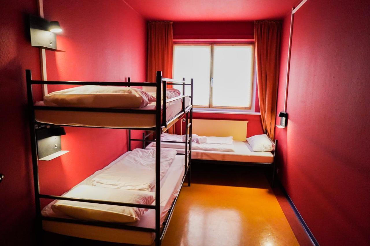 Rcadia Gaming House Bed & Breakfast Хамбург Екстериор снимка